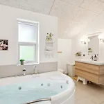 Stunning In With Wifi Casa vacanze *